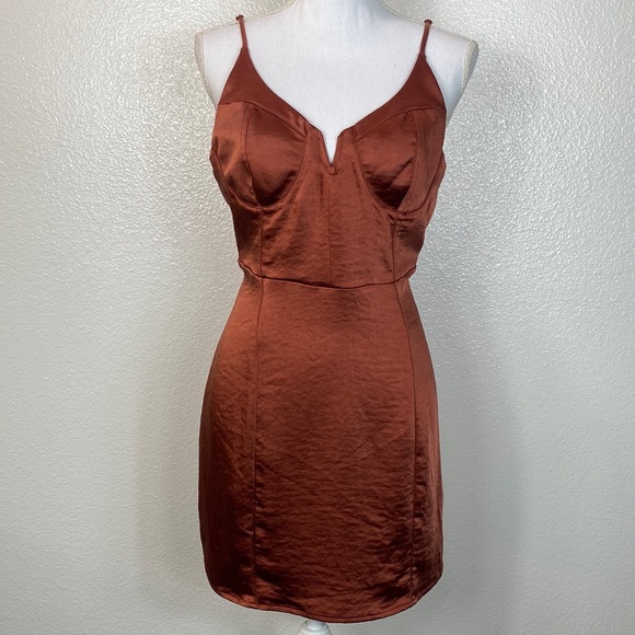 PacSun Dresses & Skirts - NWT Pacsun Kendall & Kylie Rust Bronze Slip Mini Dress, Women’s Fit Size Large